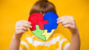 Municipio de Licantén invita a charla “Comprendiendo las discapacidades, autismo y otras neurodivergencias”