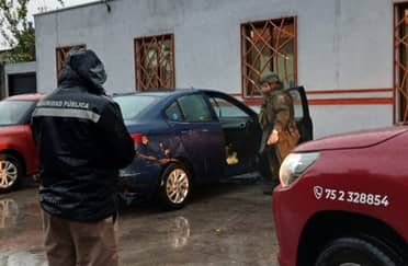 Carabineros de Curicó detuvieron a tres sujetos en trabajo coordinado con el municipio