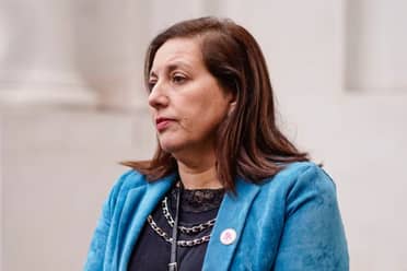 Senadora Vodanovic solicitó a Defensa fiscalizar denuncia de pesqueros de otras regiones en aguas del Maule