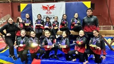 Club Fénix de Curicó logró 52 medallas en la Copa América Latina en Lima