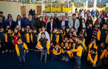 Municipio inauguró proyecto de conservación en Escuela Lago Vichuquén