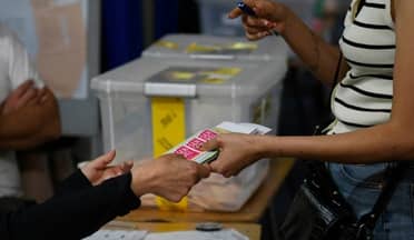 Colegio de Profesores criticó al Mineduc y al Servel por no suspender clases el lunes tras elección de segunda vuelta
