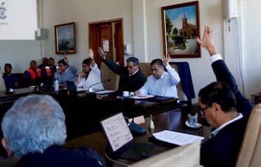 Concejo Municipal de Curicó aprobó $30 millones para volver a licitar mejoramiento de multicancha en Santa Lucía