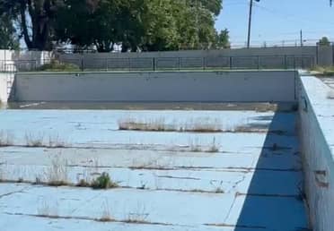 Municipio de Molina se adjudicó $185 millones del GORE para recuperar piscina pública