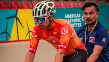 Ciclista Fernando Ramírez será trasladado a Santiago para continuar su recuperación tras grave accidente