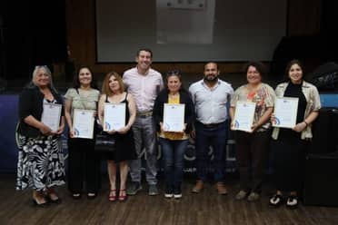 Diputado Moreno destacó certificación de emprendedoras de Constitución en la Escuela de Fortalecimiento Empresarial
