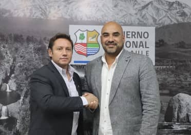 Alcalde de Molina y gobernador del Maule acuerdan apoyo para proyectos municipales