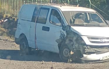 Colisión frontal en Cuesta El Peral deja una mujer lesionada