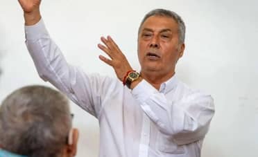 Alcalde de Nancagua a prisión preventiva por corrupción: Otorgaba licencias de conducir fraudulentas a jugadores de Colo Colo