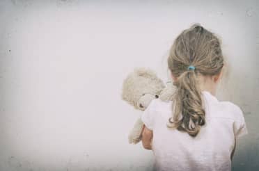 Denuncian casos de maltrato en jardín infantil de Curicó
