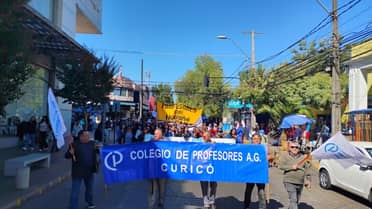 2° Paro Nacional Activo convocado por la CUT recorre las calles de Curicó