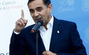 Exalcalde de Curicó duda que concejo municipal apruebe un leaseback por déficit