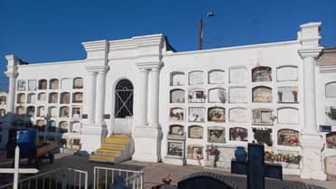 Tras caso de profanación en Santiago: ¿Cuál es la realidad de los cementerios patrimoniales en Curicó y Molina?