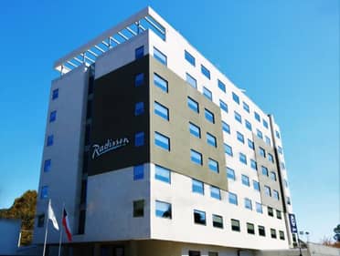 Hotel Radisson Curicó saldrá a la venta tras proceso de reorganización judicial ante millonaria deuda