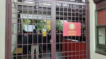 Colegio Politécnico San José remueve a su director tras denuncia de amenaza a docente