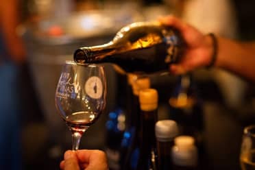 Vichuquén celebra el Día del Vino con la feria “Entre Copas y Oficios”