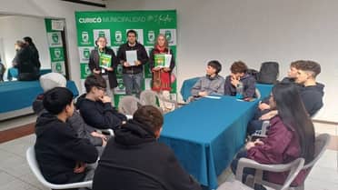 Municipio de Curicó lanzó Consulta Ciudadana Juvenil 2025