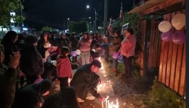 Masiva velatón por Paola Flores Ovalle: Familia y amigos exigen justicia