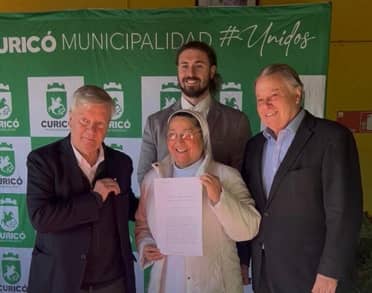 Municipalidad de Curicó firma comodato con Fundación Las Rosas para ampliar el Hogar de Los Niches