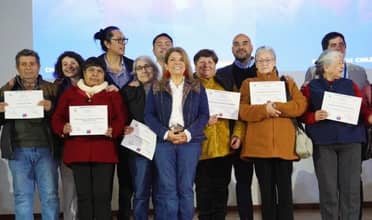 Adultos mayores de Molina reciben fondos de Senama