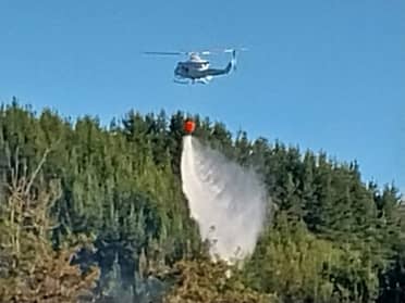 Alerta: Se registra el primer incendio forestal de la temporada en Teno y moviliza recursos aéreos
