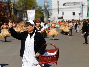 Municipio de Curicó revela programación de actividades por mes de aniversario de la ciudad