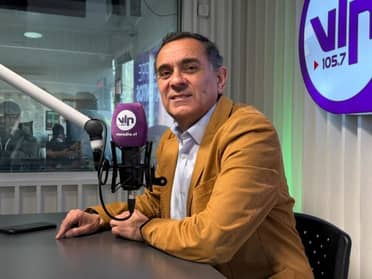 Parquímetros: Exalcalde de Curicó cuestiona licitación afirmando que asesores municipales "no está dando el ancho"