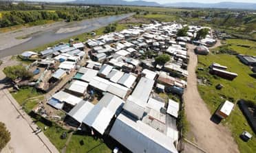 Alcalde Bordachar llama a su par en Quilpué para saber cómo se logró la demolición de la toma Calicheros