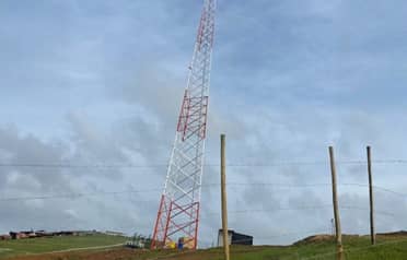 Antenas en el Cerro: Vecinos de Duao denuncian contaminación visual por nuevas torres de telefonía
