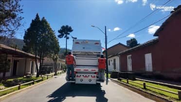 Vichuquén oficializa dos proyectos: Ampliación de cuartel bomberil y nuevo camión recolector