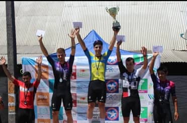Tomás Quíroz gana  la 2ª Vuelta Unión Ciclista Curicó
