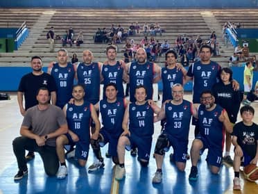 Alianza Francesa se quedó con la copa de la LIBACUR +40