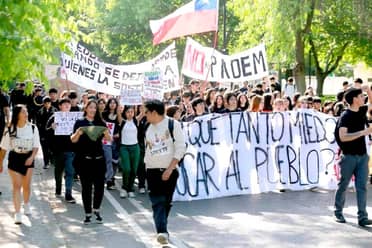 Convocan a manifestaciones pacíficas en contra del PADEM 2026 en Curicó