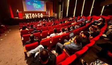 Ciberdelincuencia en evolución: PDI alerta que edad de ciberdelincuentes baja y demanda fortalecimiento legal