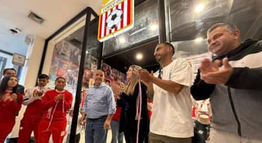 Curicó Unido inaugura su tienda oficial en Mall Valle