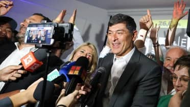 PDG define en consulta digital apoyo a Kast, Jara o voto nulo