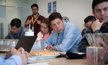 Alerta en Vichuquén: Seremi de Salud encabeza mesa de trabajo para controlar cianobacterias en el lago