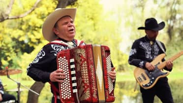 "Fue muy repentino": Familia de "Rafaelito" Alcaíno impactada por la sorpresiva partida del músico