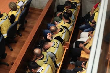 Abogado detenido en plena audiencia por entregar teléfono a gendarme imputado en caso de corrupción