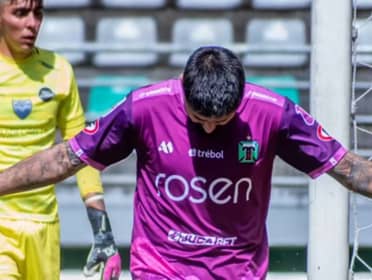 Curicó Unido asegura al delantero Roberto Riveros