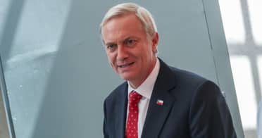 Encuesta Cadem: Mayoría apoya que Kast respalde postulación de Bachelet a la ONU