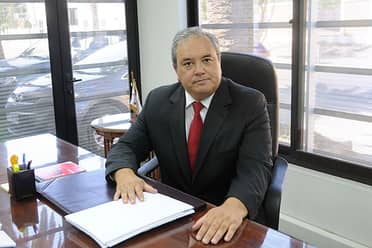 Lago Vichuquén: Exintendente cuestiona a la autoridad sanitaria por no decretar cierre por contaminación