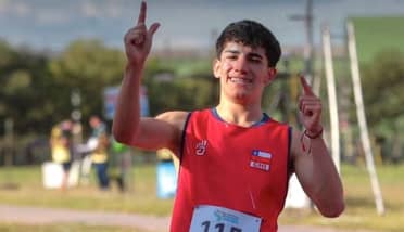 Atleta curicano se corona campeón sudamericano de hexatlón en los Juegos Deportivos Escolares Paraguay 2025