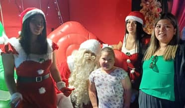 Caravana de Navidad brindó alegría a niños de Santa Fe