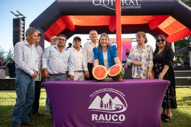 Rauco celebró con éxito el regreso de la Fiesta de la Sandía en Palquibudi