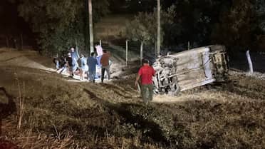 Violento volcamiento en la Ruta J-60 deja tres lesionados en Hualañé