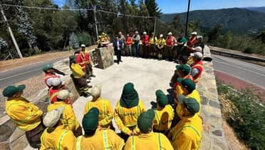 A 8 años de la tragedia en Las Cardillas: Honran memoria de los cuatro brigadistas de Conaf fallecidos en combate