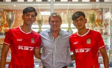 Curicó Unido asegura a Lucas López y Diego Avendaño con contratos profesionales