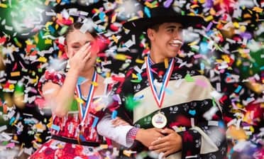 Pareja curicana se corona campeona en el Nacional Juvenil de Cueca de Paine