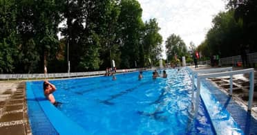 Piscinas de Santa Fe abren sus puertas este viernes con un fin solidario: Recaudación irá en apoyo a Bomberos